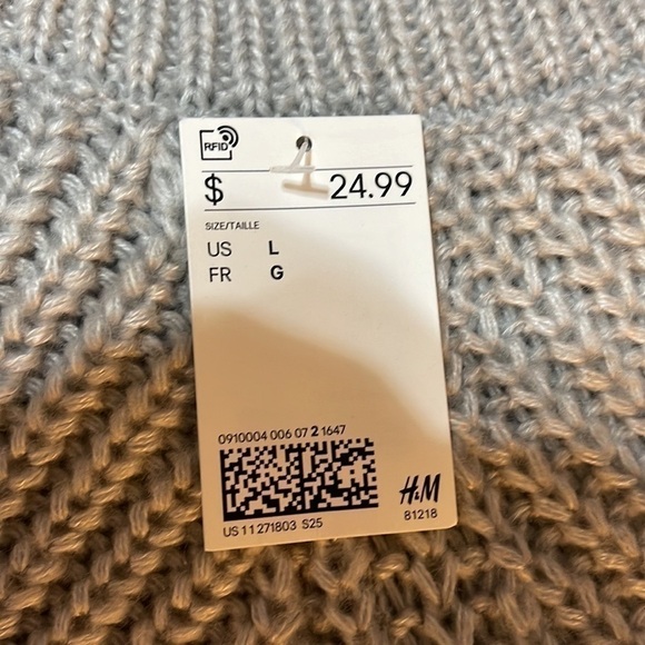 Divided Cropped Off the Shoulder Gray Sweater Women’s Size Large - Picture 7 of 7